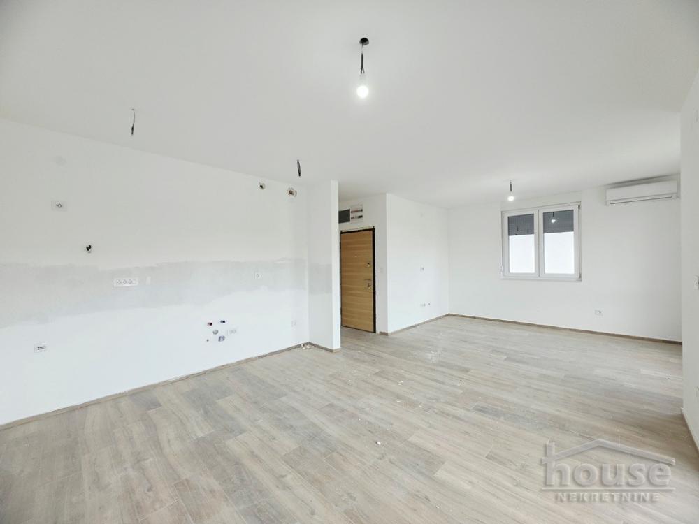 Slika 2 - Stan,NOVI SAD,KLISA,kv: 65.00, € 136500, ID: 1066478