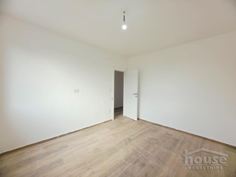 Slika 7 - Stan,NOVI SAD,KLISA,kv: 65.00, € 136500, ID: 1066478