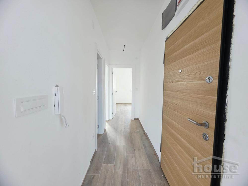 Slika 3 - Stan,NOVI SAD,KLISA,kv: 65.00, € 136500, ID: 1066266