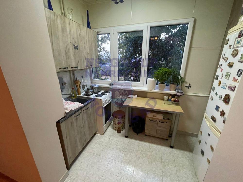 Slika 7 - Troiposoban, 75m2, Adamovićevo naselje Novi Sad, sa terasom