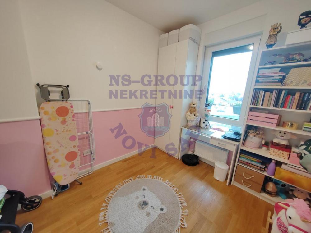 Slika 7 - Prodaja stana, 57m2, Bulevar patrijarha Pavla (Somborski bulevar) Novi Sad, sa terasom, ima lift