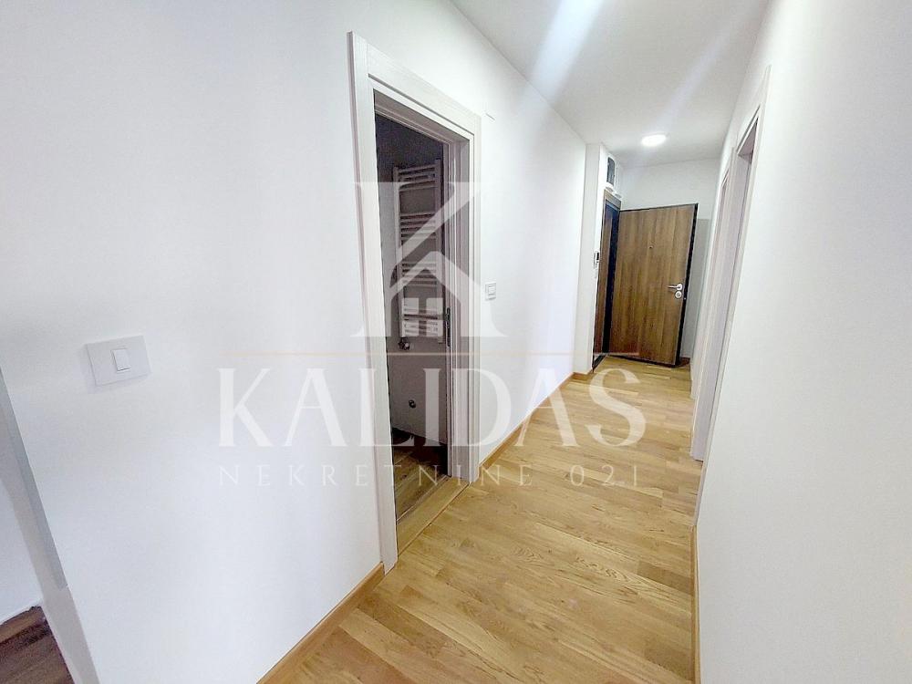 Slika 7 - Stan,NOVI SAD,PODBARA,kv: 66, € 218900, ID: 1009071