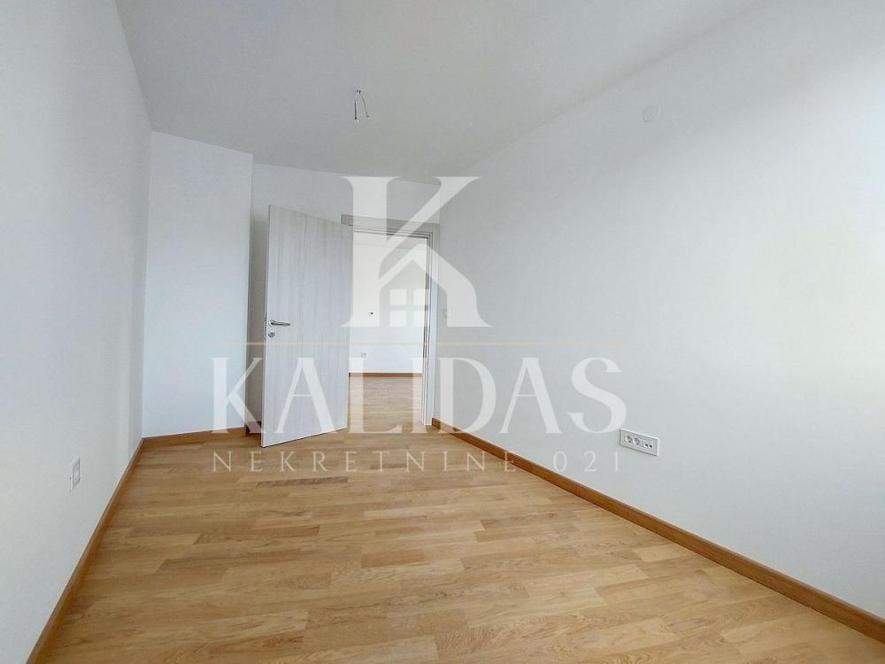 Slika 7 - Stan,NOVI SAD,PODBARA,kv: 41, € 135500, ID: 1009070
