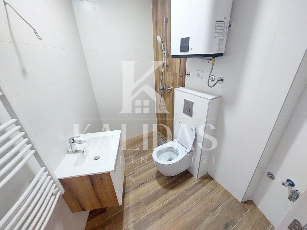 Slika 8 - Stan,NOVI SAD,PODBARA,kv: 41, € 135500, ID: 1009070