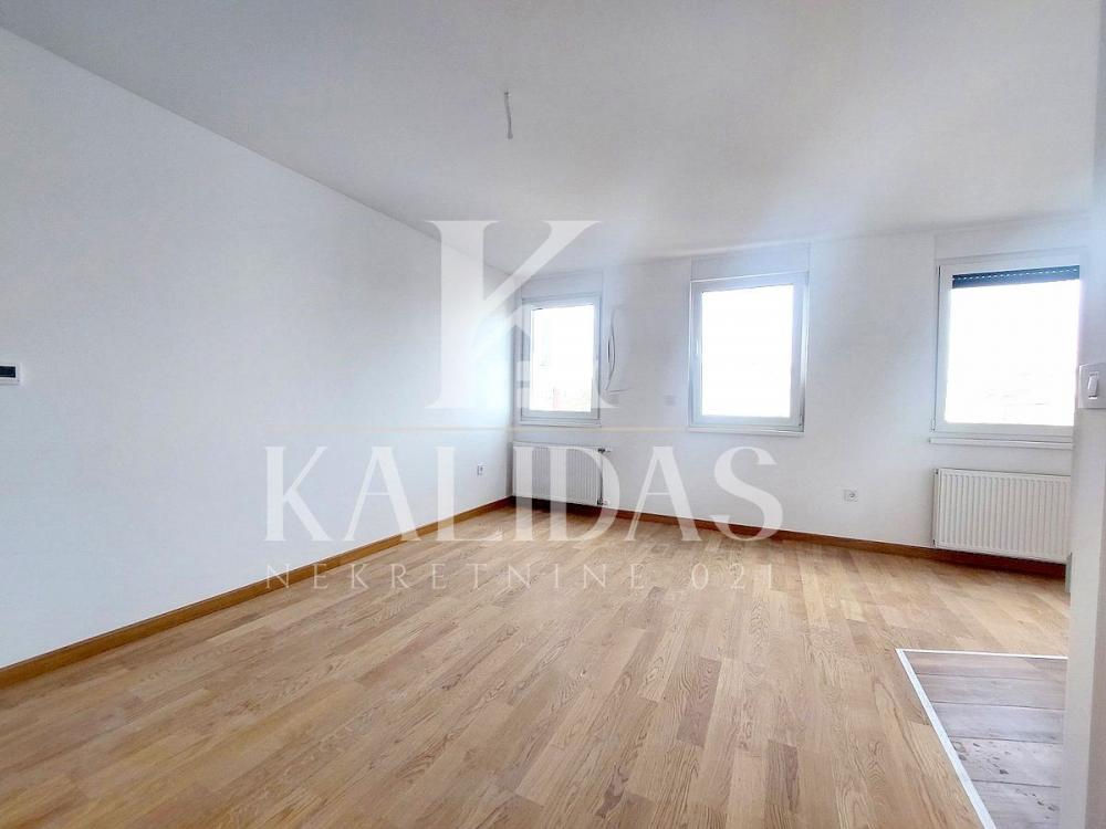 Slika 1 - Stan,NOVI SAD,PODBARA,kv: 41, € 135500, ID: 1009070