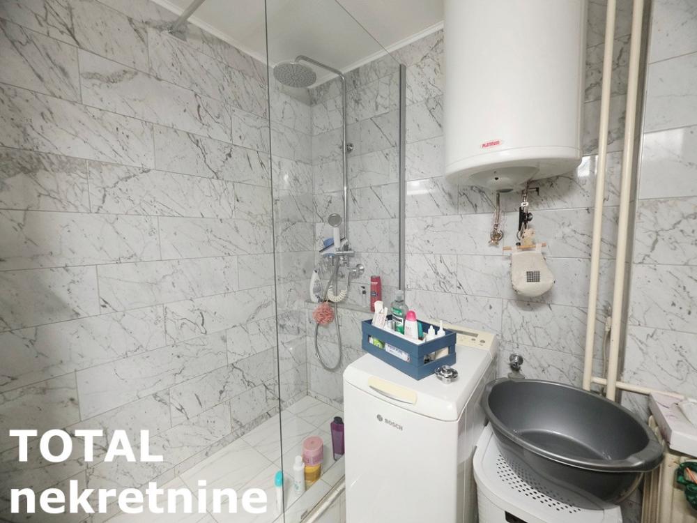 Slika 10 - Stan,NOVI SAD,CENTAR,kv: 48.00, € 170000, ID: 1103273
