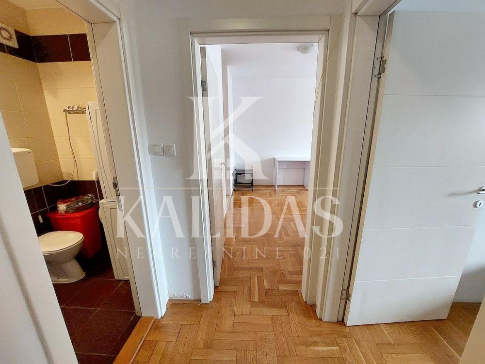 Slika 8 - Stan,NOVI SAD,NOVA DETELINARA,kv: 48, € 135900, ID: 1009072
