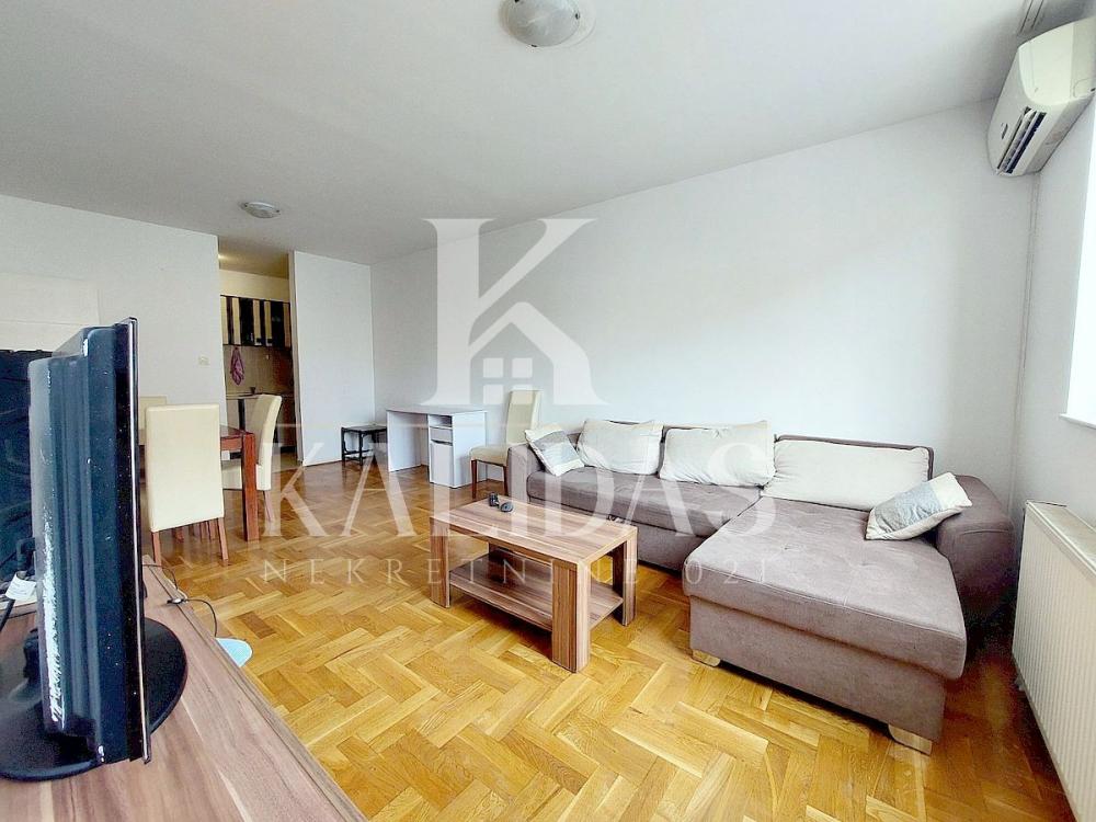 Slika 3 - Stan,NOVI SAD,NOVA DETELINARA,kv: 48, € 135900, ID: 1009072