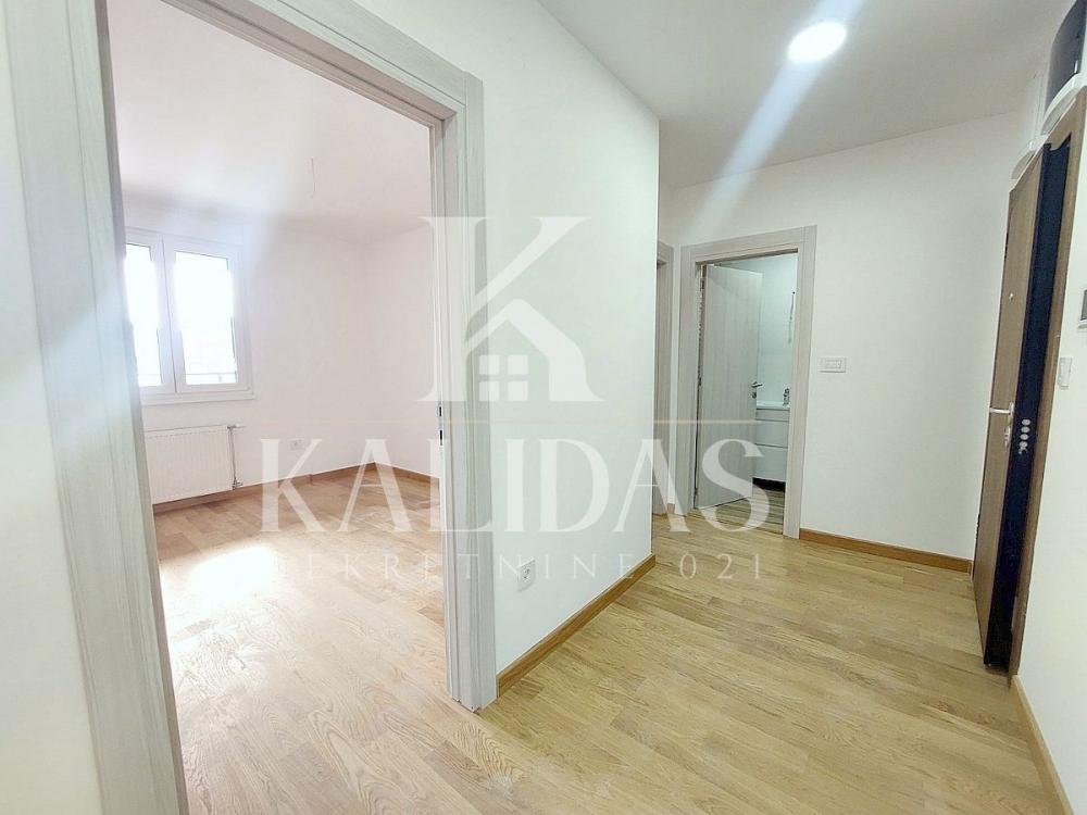 Slika 4 - Stan,NOVI SAD,PODBARA,kv: 53, € 173000, ID: 1009068