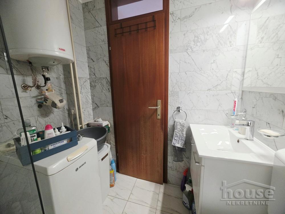 Slika 11 - Stan,NOVI SAD,CENTAR,kv: 48.00, € 170000, ID: 1066427
