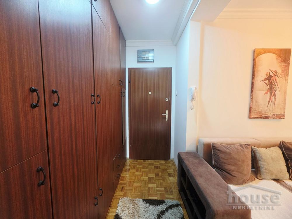 Slika 3 - Stan,NOVI SAD,CENTAR,kv: 48.00, € 170000, ID: 1066427