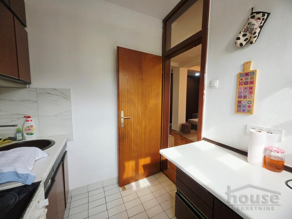 Slika 6 - Stan,NOVI SAD,CENTAR,kv: 48.00, € 170000, ID: 1066427
