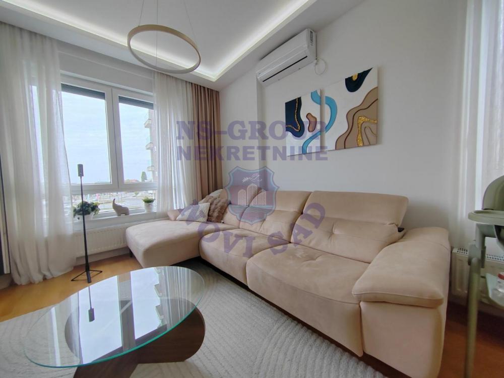 Slika 2 - Prodaje se stan na Novom Naselju ODLICAN! 57m2
