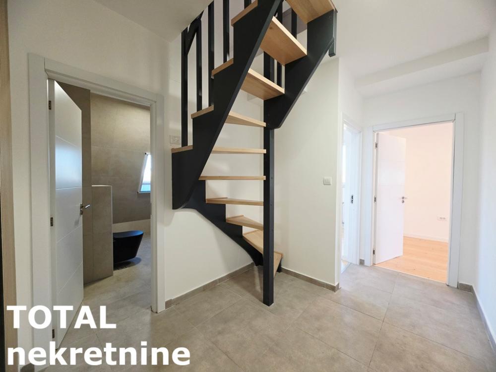 Slika 2 - Stan,NOVI SAD,DETELINARA,kv: 99.00, € 280000, ID: 1103161
