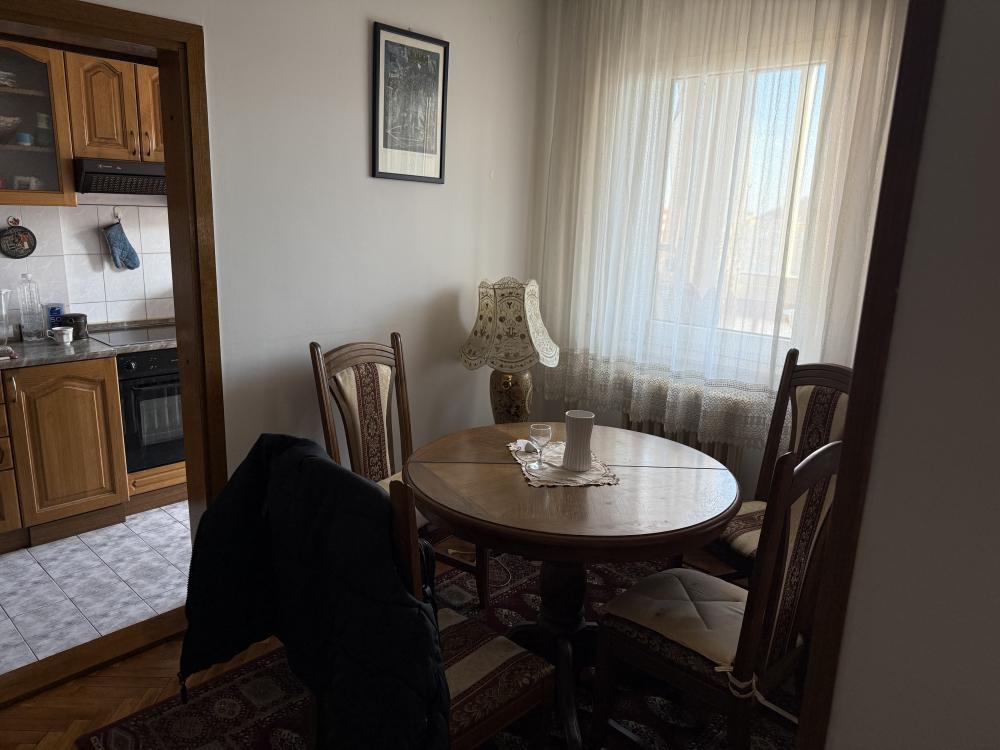 Slika 8 - Jednoiposoban, 63m2, pasterova Novi Sad, sa terasom