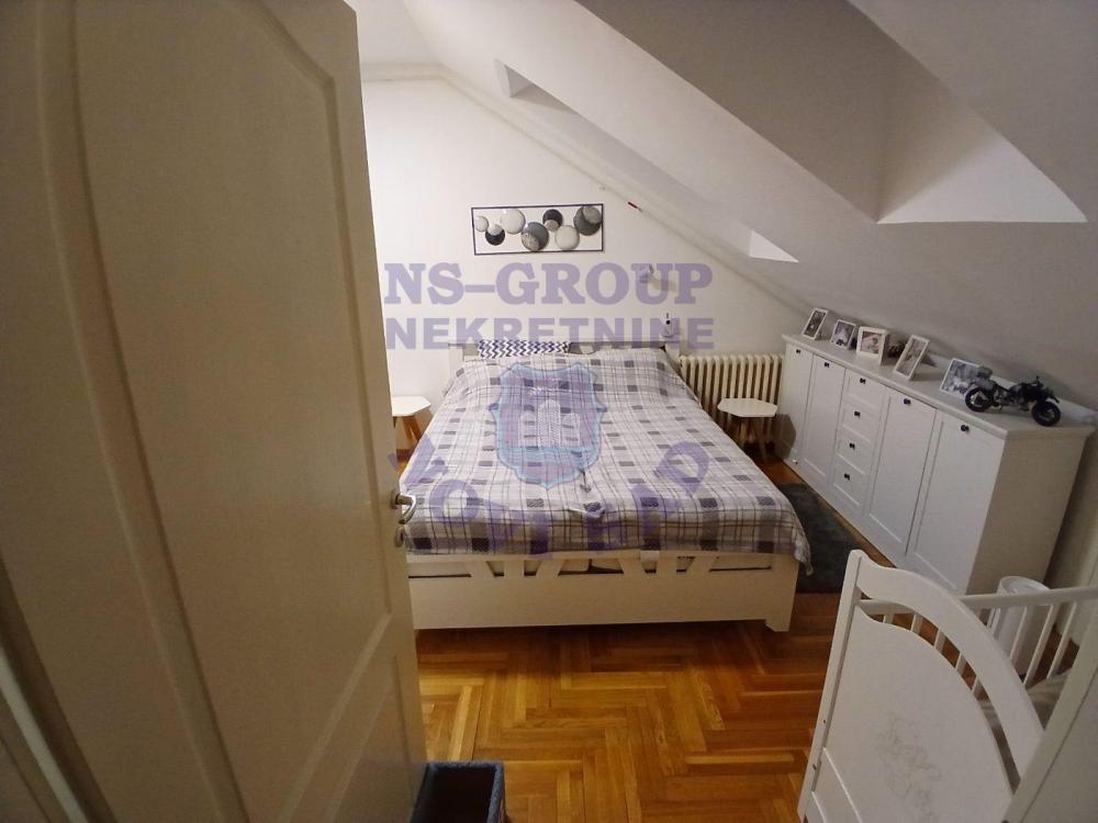 Slika 11 - TOP Renoviran trosoban stan na Detelinari 