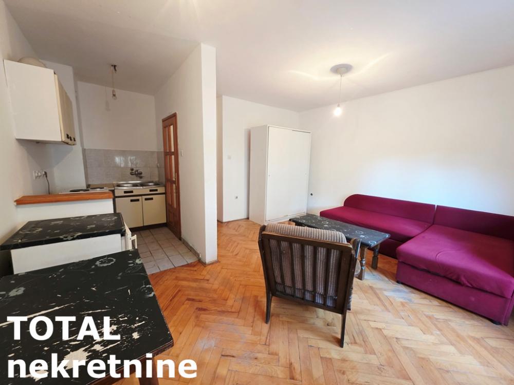 Slika 4 - Stan,NOVI SAD,NOVA DETELINARA,kv: 32.00, € 90000, ID: 1103094