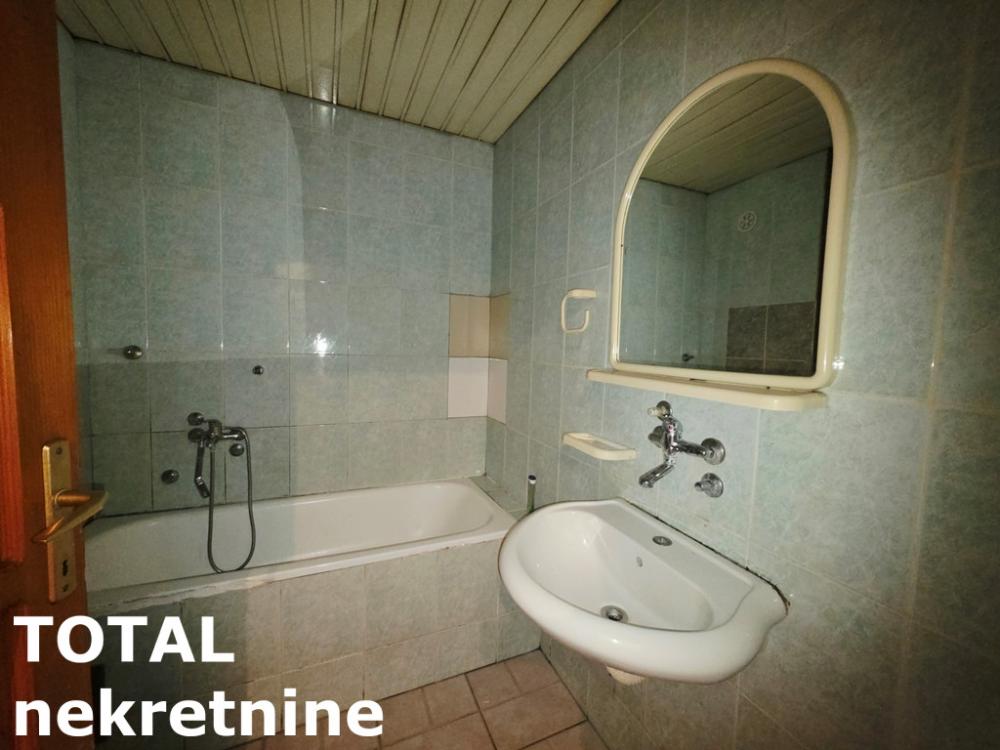 Slika 6 - Stan,NOVI SAD,NOVA DETELINARA,kv: 32.00, € 90000, ID: 1103094