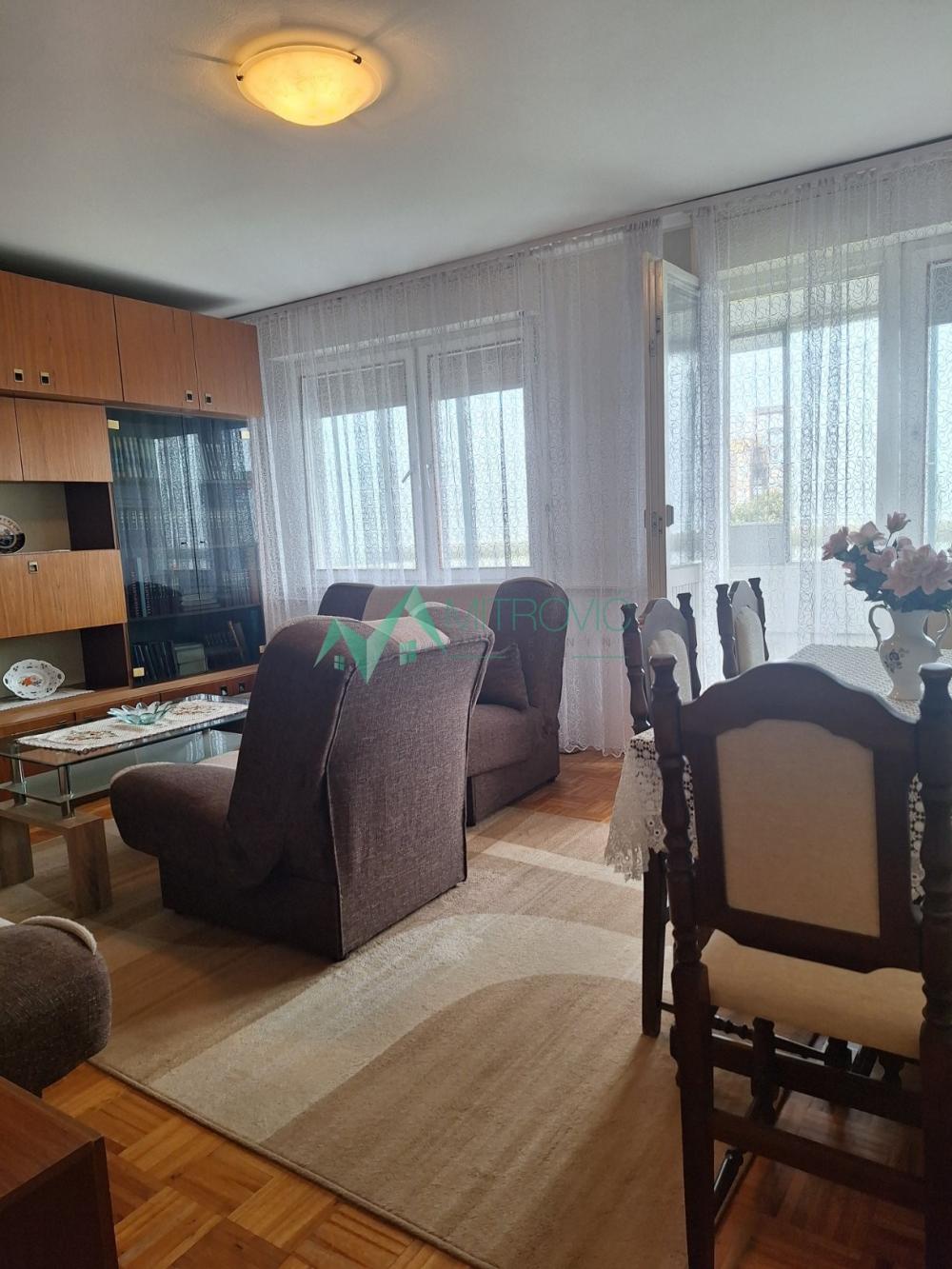 Slika 1 - Jednoiposoban 44m2, Balzakova, Liman IV, prvi sprat, agenciska šifra: 1004852, 