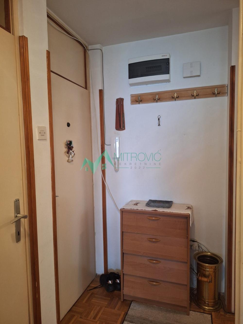 Slika 6 - Jednoiposoban 44m2, Balzakova, Liman IV, prvi sprat, agenciska šifra: 1004852, 