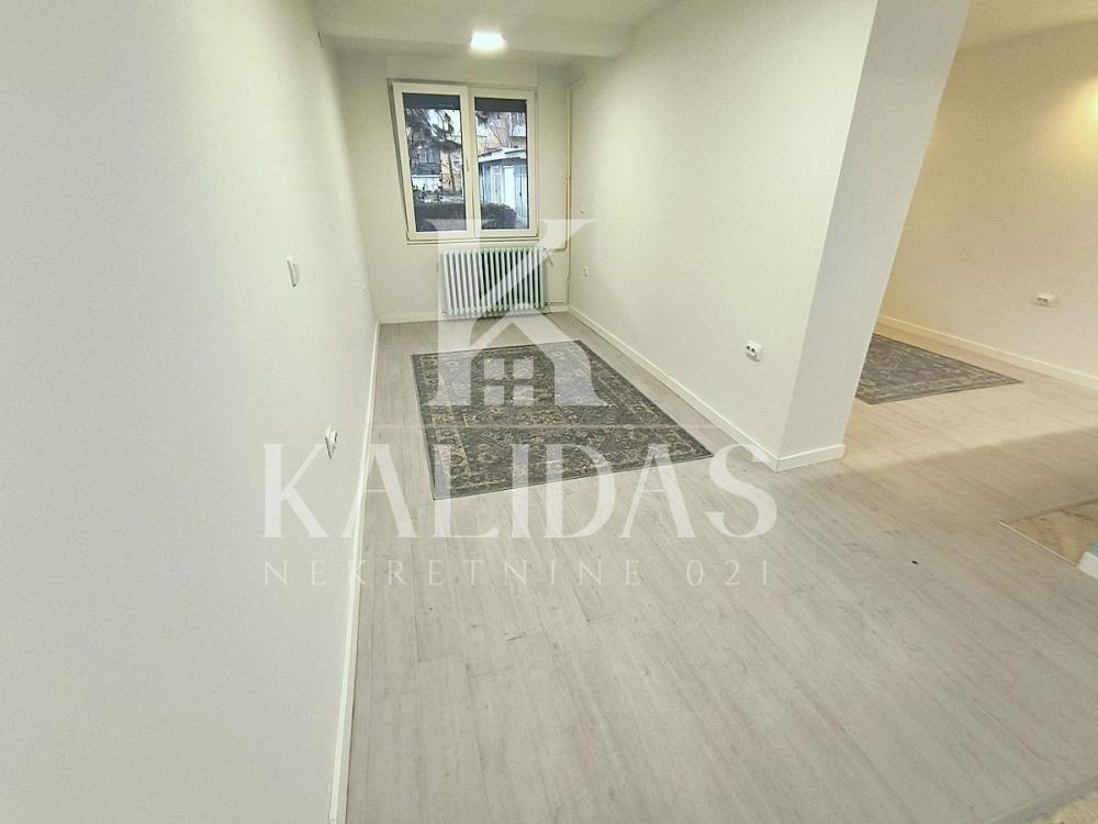 Slika 8 - Stan,NOVI SAD,CENTAR,kv: 37, € 102900, ID: 1008544