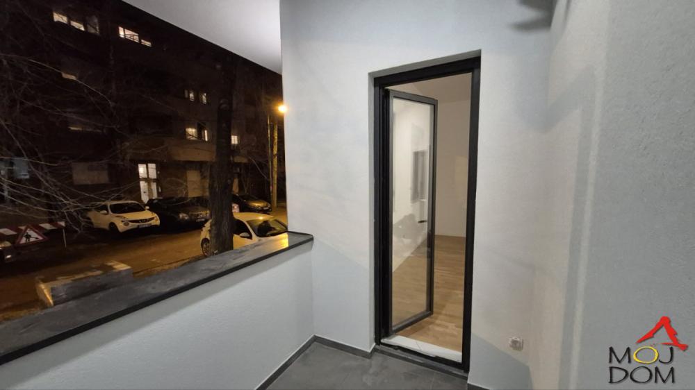 Slika 5 - Stan,NOVI SAD,GRBAVICA,kv: 31, € 107000, ID: 1032883