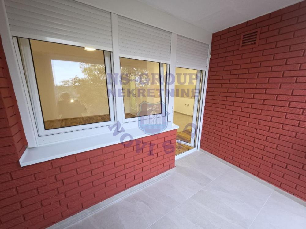 Slika 0 - Trosoban, 69m2, Novo naselje Novi Sad, sa terasom