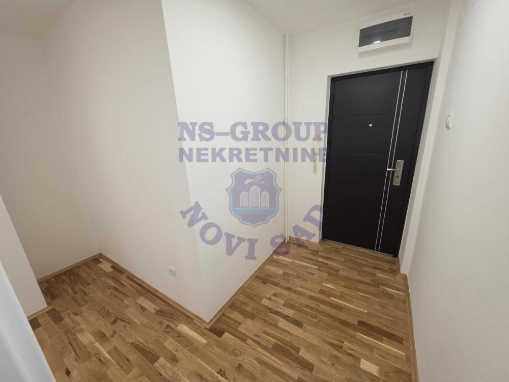 Slika 5 - Trosoban, 69m2, Novo naselje Novi Sad, sa terasom
