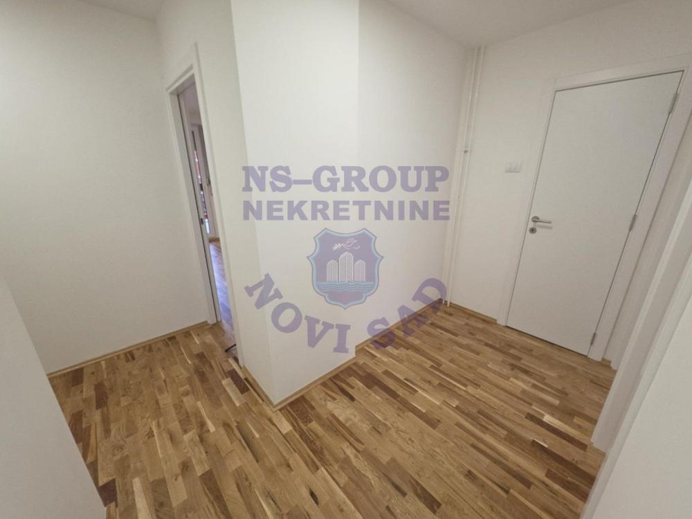 Slika 6 - Trosoban, 69m2, Novo naselje Novi Sad, sa terasom