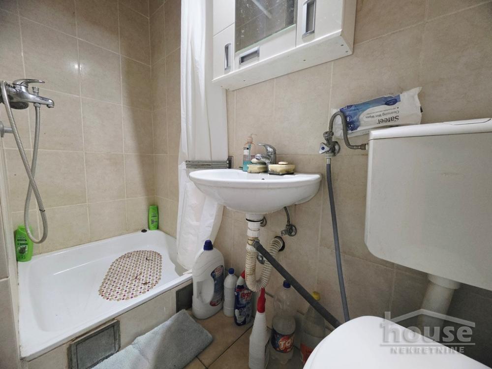 Slika 6 - Stan,NOVI SAD,BULEVAR,kv: 51.00, € 150000, ID: 1066491