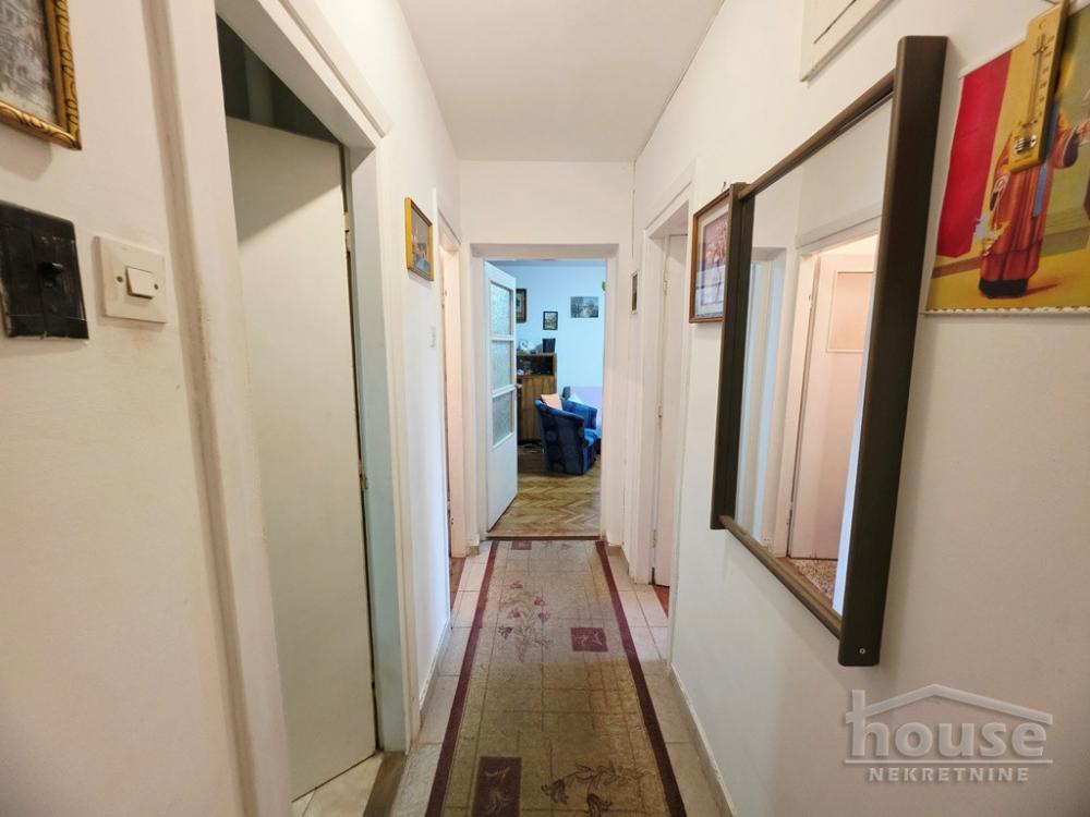 Slika 9 - Stan,NOVI SAD,BULEVAR,kv: 51.00, € 150000, ID: 1066491