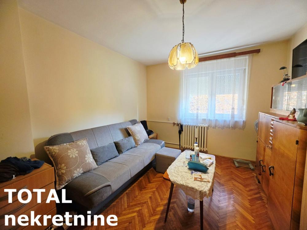 Slika 7 - Stan,NOVI SAD,BULEVAR,kv: 51.00, € 150000, ID: 1103337