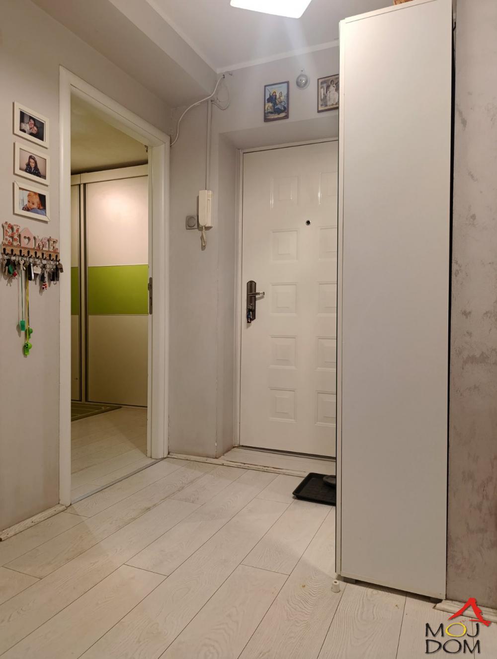 Slika 8 - Stan,NOVI SAD,SATELIT,kv: 46, € 131300, ID: 1032965