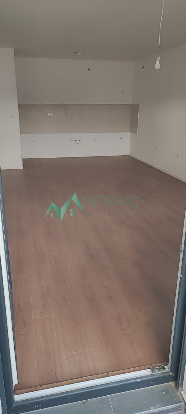 Slika 1 - ČETVOROSOBAN STAN 82M2 | GRATIS PARKING MESTO | ALIBEGOVAC 