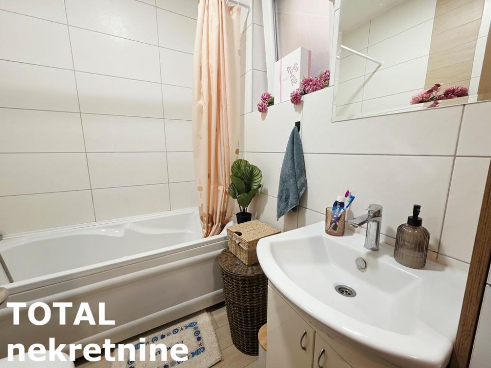 Slika 5 - Stan,NOVI SAD,TELEP,kv: 32.00, € 96000, ID: 1099926