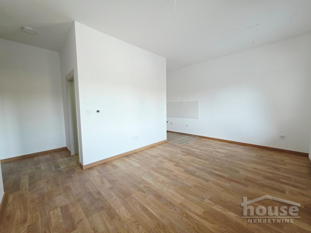 Slika 1 - Stan,NOVI SAD,PODBARA,kv: 41.00, € 130020, ID: 1062905