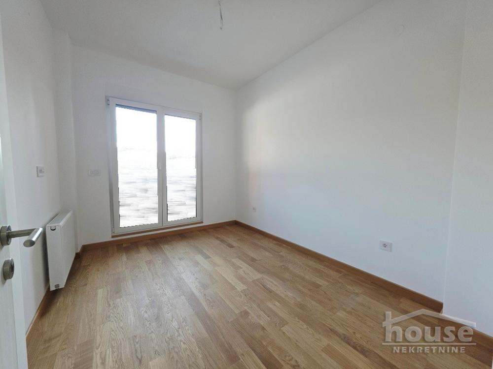 Slika 4 - Stan,NOVI SAD,PODBARA,kv: 41.00, € 130020, ID: 1062905