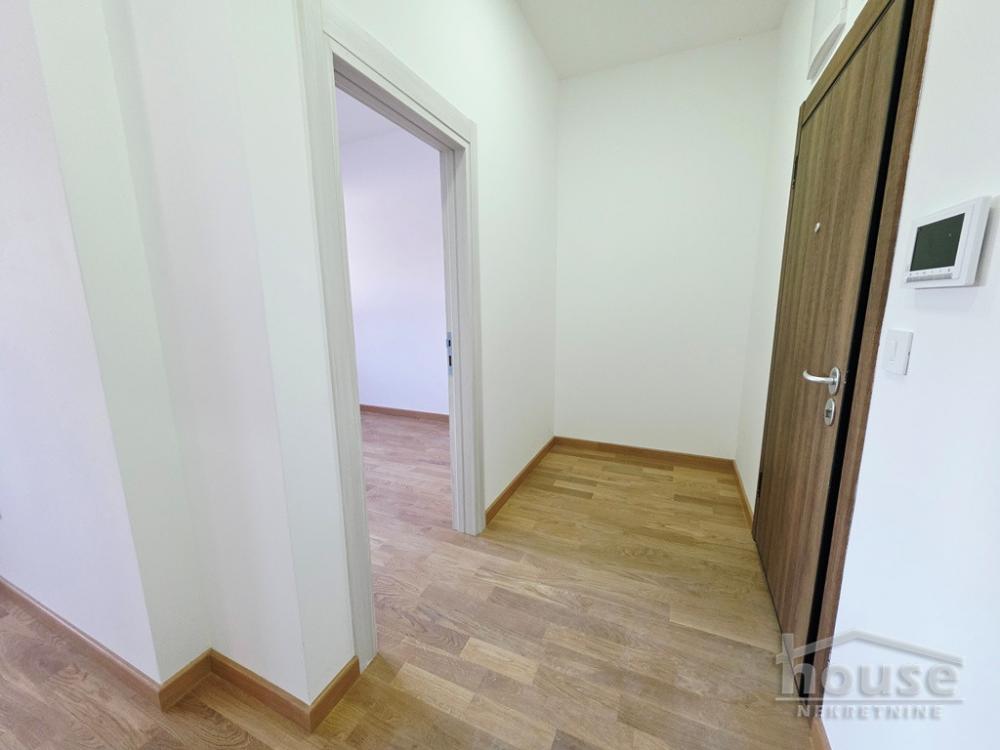 Slika 9 - Stan,NOVI SAD,PODBARA,kv: 41.00, € 130020, ID: 1062905