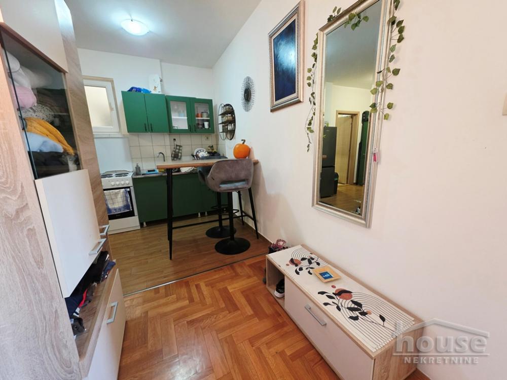 Slika 3 - Stan,NOVI SAD,TELEP,kv: 32.00, € 96000, ID: 1063078