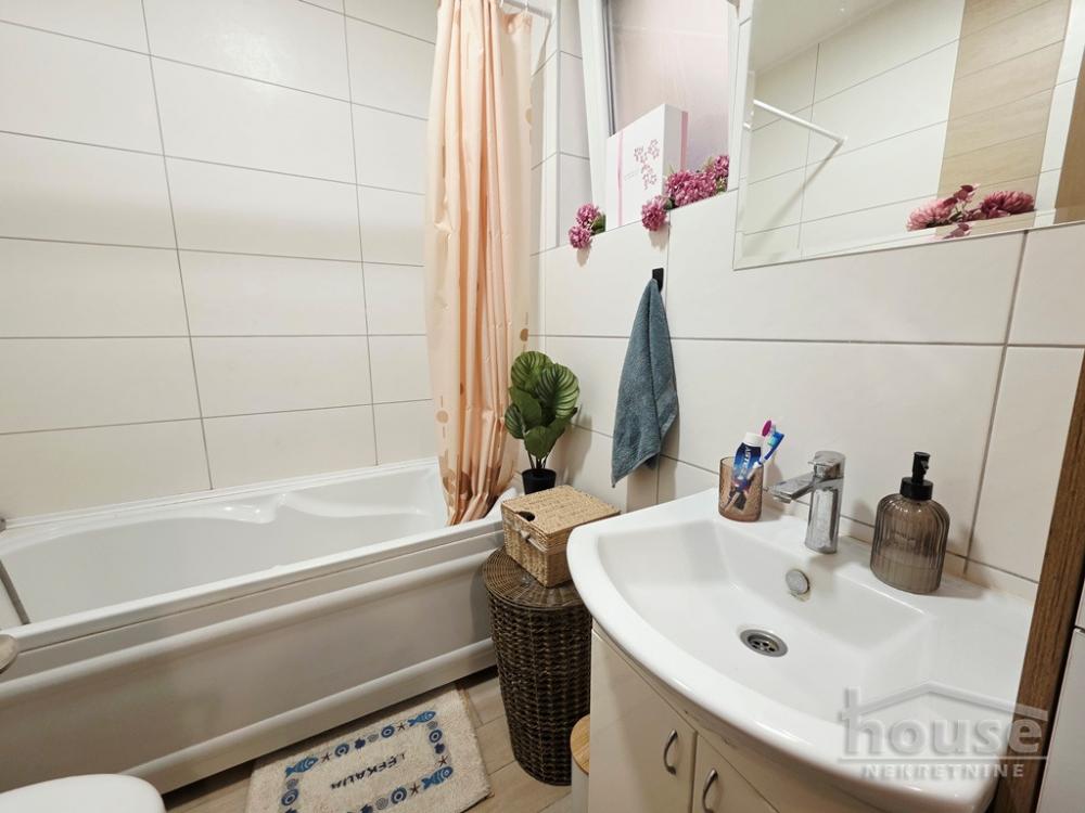 Slika 5 - Stan,NOVI SAD,TELEP,kv: 32.00, € 96000, ID: 1063078
