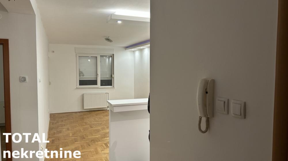 Slika 2 - Stan,NOVI SAD,NOVA DETELINARA,kv: 54.00, € 148000, ID: 1103143