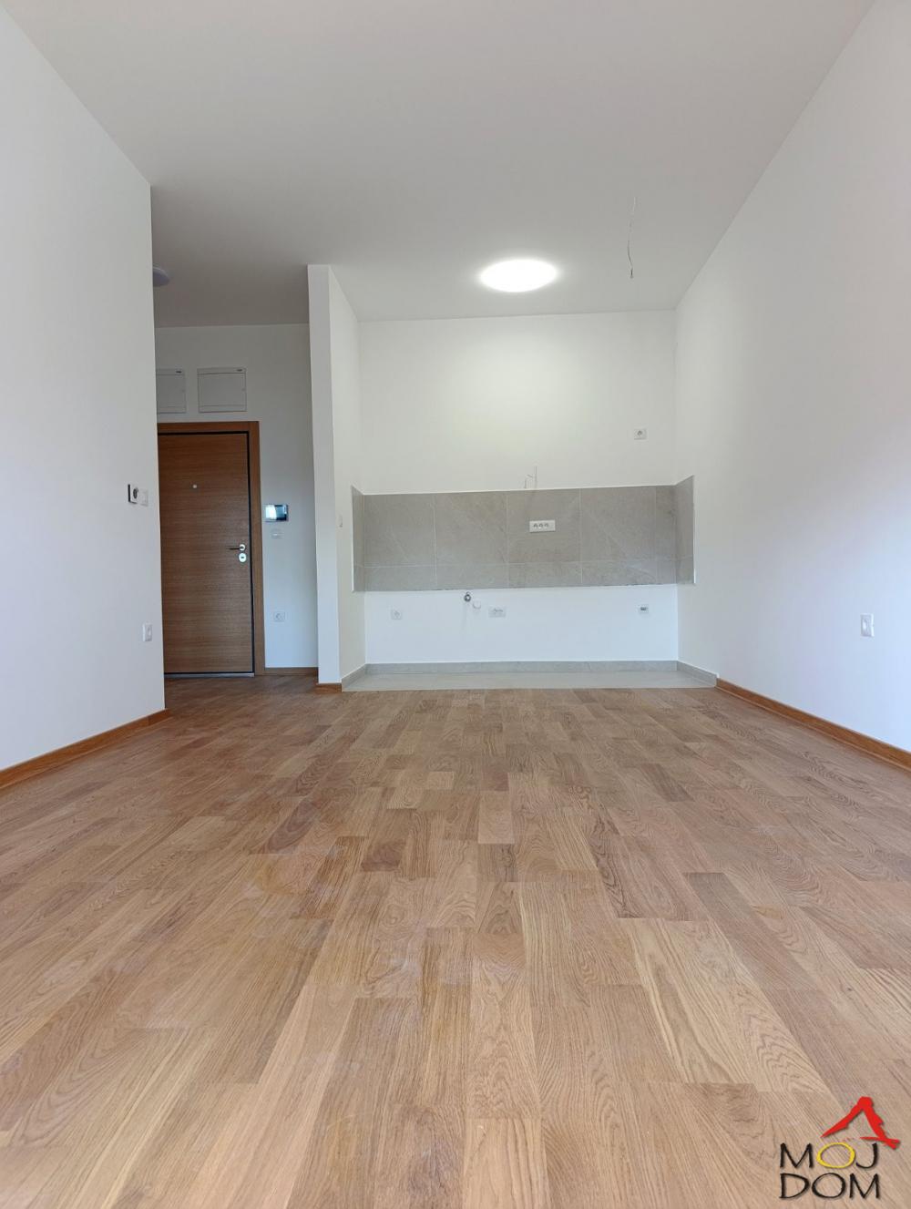 Slika 2 - Stan,NOVI SAD,SEVERNI TELEP,kv: 44, € 136750, ID: 1032962