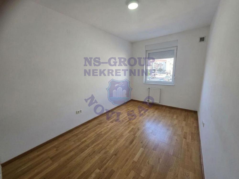 Slika 3 - Dvoiposoban stan na Bulevaru patrijarha Pavla!