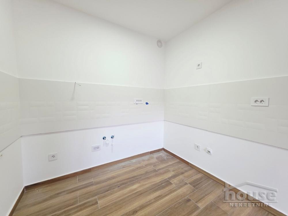 Slika 3 - Stan,NOVI SAD,PODBARA,kv: 55.00, € 176000, ID: 1062916