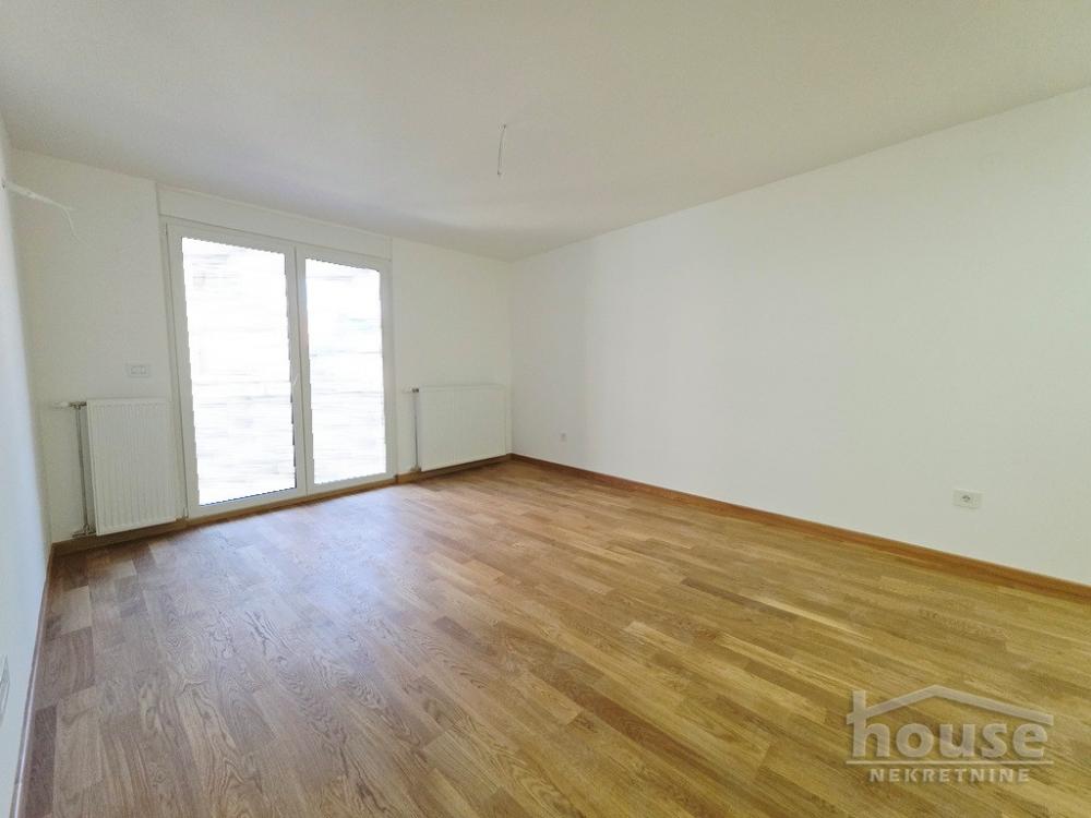 Slika 1 - Stan,NOVI SAD,PODBARA,kv: 65.00, € 208000, ID: 1062911