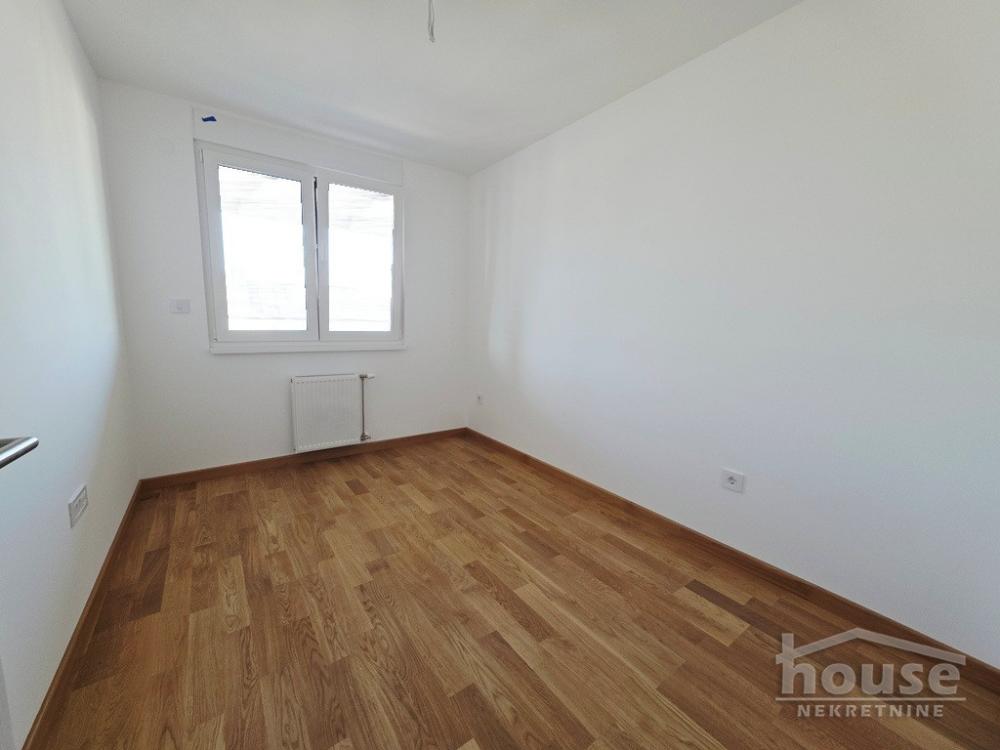 Slika 3 - Stan,NOVI SAD,PODBARA,kv: 68.00, € 217600, ID: 1066496