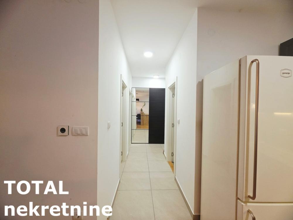 Slika 4 - Stan,NOVI SAD,PODBARA,kv: 58.00, € 210000, ID: 1103306