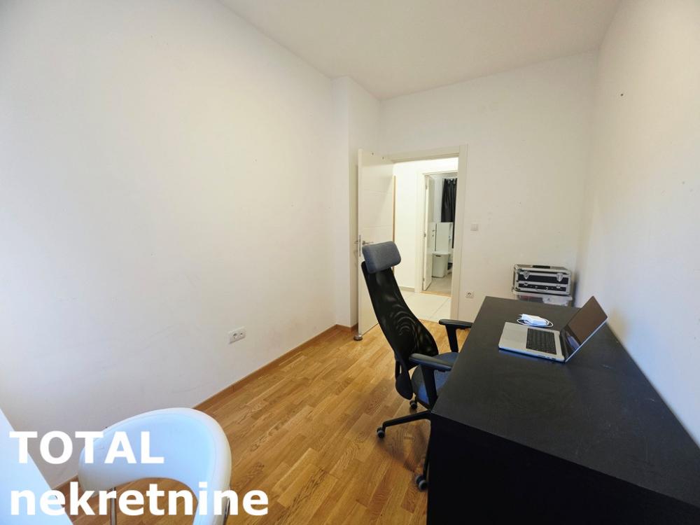 Slika 6 - Stan,NOVI SAD,PODBARA,kv: 58.00, € 210000, ID: 1103306