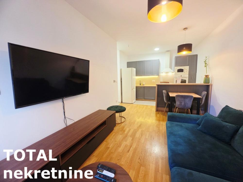 Slika 1 - Stan,NOVI SAD,PODBARA,kv: 58.00, € 210000, ID: 1103306