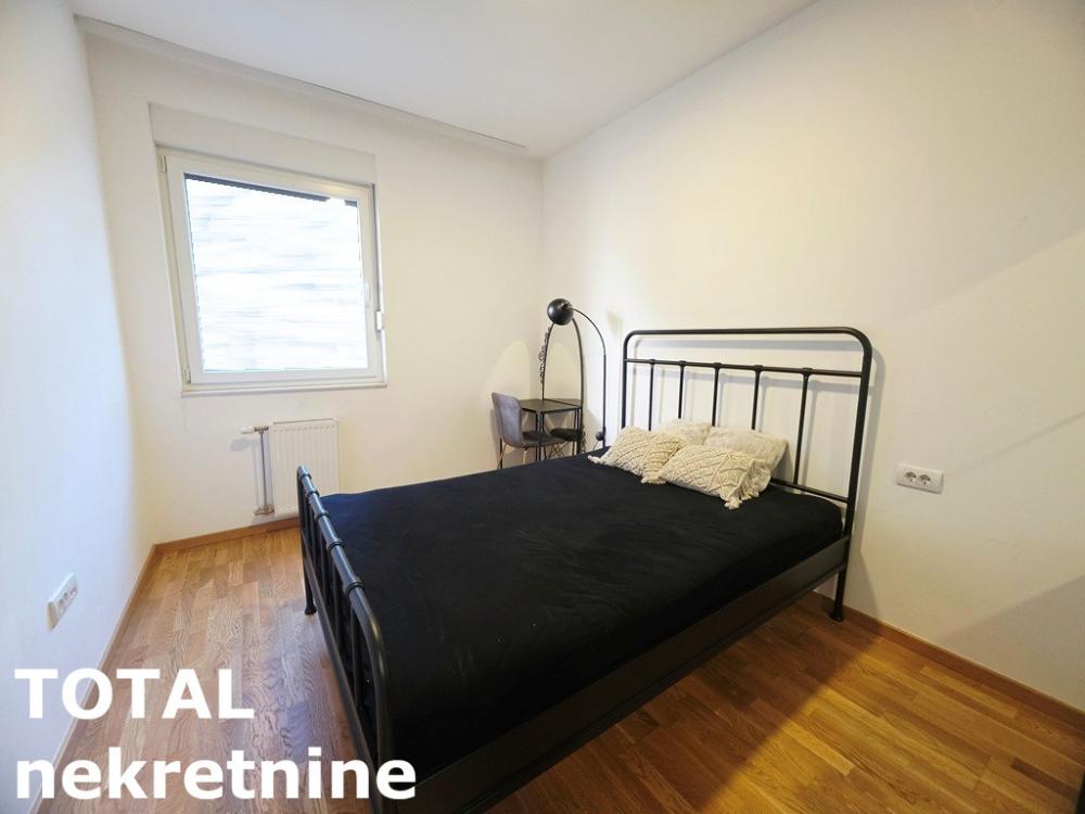 Slika 9 - Stan,NOVI SAD,PODBARA,kv: 58.00, € 210000, ID: 1103306